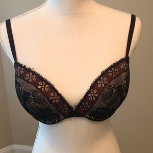 Like new Betsey Johnson bra